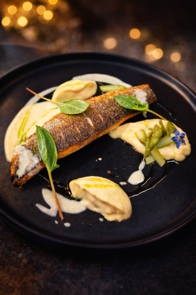 68793D5F F5B6 408B B24E C3A5978DD329