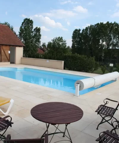 Piscine extérieure chauffée
