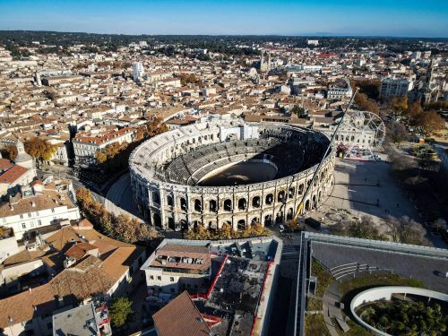 Nîmes