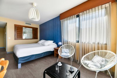 Chambre Junior Suite vue lac coin salon Pavillon Bleu Hossegor 1