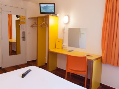 hotel bordeaux lac bruges 33