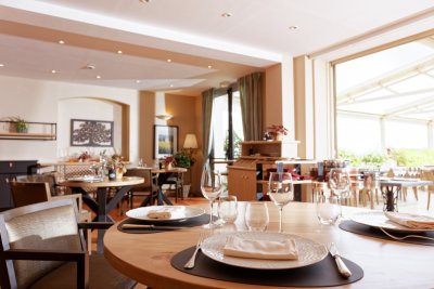 hotel restaurant haute garrone auberg du poids public 32