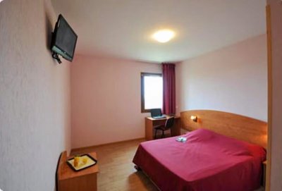 Prim Hotel Witry les Reims 40