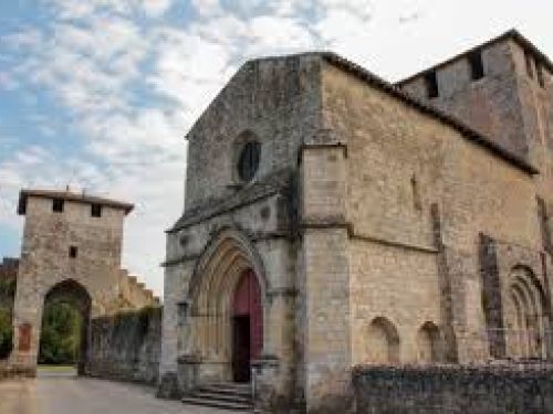 Vianne - Bastide fortifiée, très photogénique.
