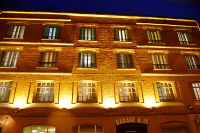 Raymond 4 facade hotel toulouse centre  2