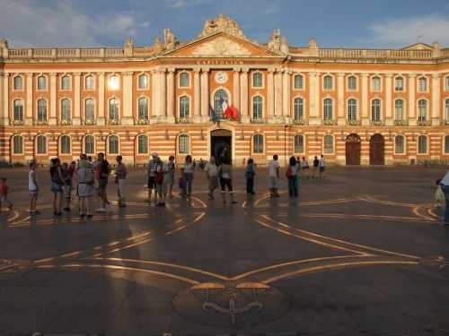 Visite Toulouse by train from Bordeaux 