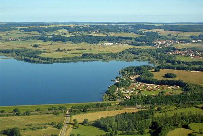 villegusien hotel lac de la vingeanne