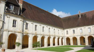 abbaye auberive 097 angelique roze 1280x709