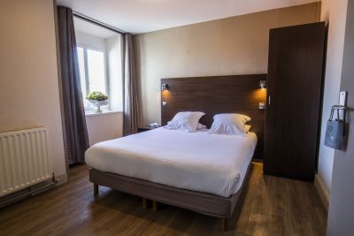 2020 09 Hotel Les Sables dOr Chambre 207 2 1