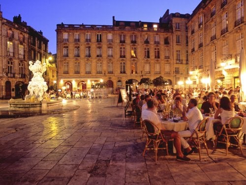 Le cœur de Bordeaux : richesse de l'architecture XVIII° et shopping