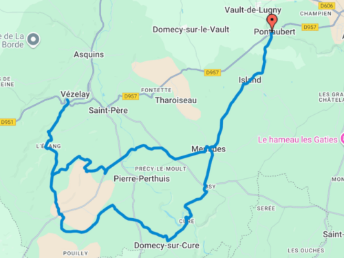 Château de Bazoches - Vézelay (court)