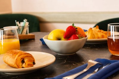 hotel de la tour libourne centre ville 48