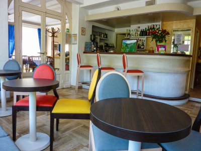 restaurant Lourdes hotel de la vallee 26 1