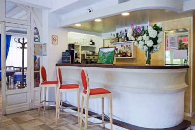 restaurant Lourdes hotel de la vallee 7 2