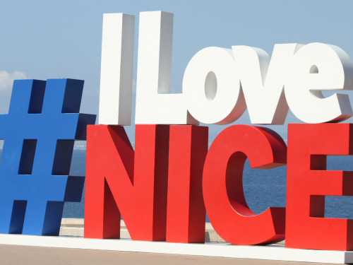 Août à Nice : la saison où tout prend un air de vacances