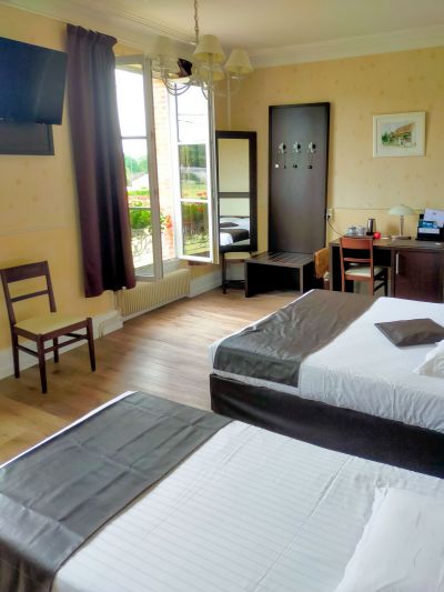 CHAMBRE TRIPLE 1