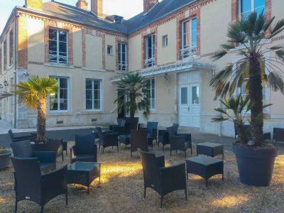 hotel restaurant clery st andre 56