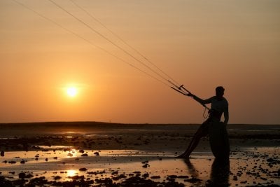 Kitesurfing